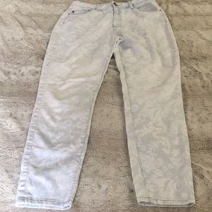 Floral Print jeans 30 lightweight bleach cotton denim stretch paisley batik Hart